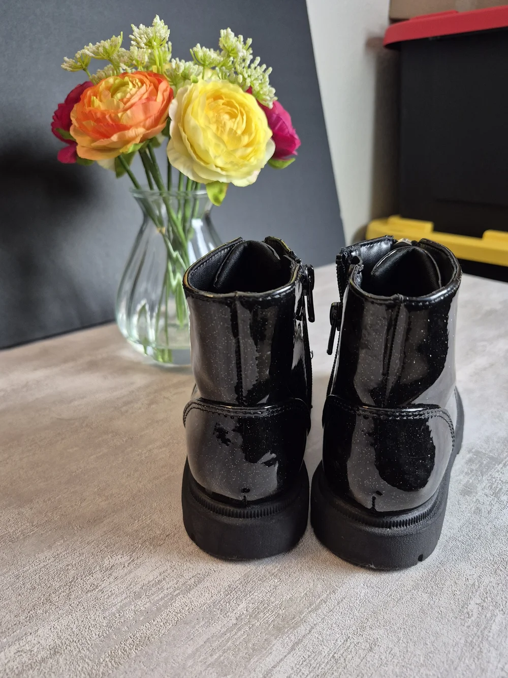 Cat&Jack! Heart Zip Front Ankle Boots! Toddler.Size 11